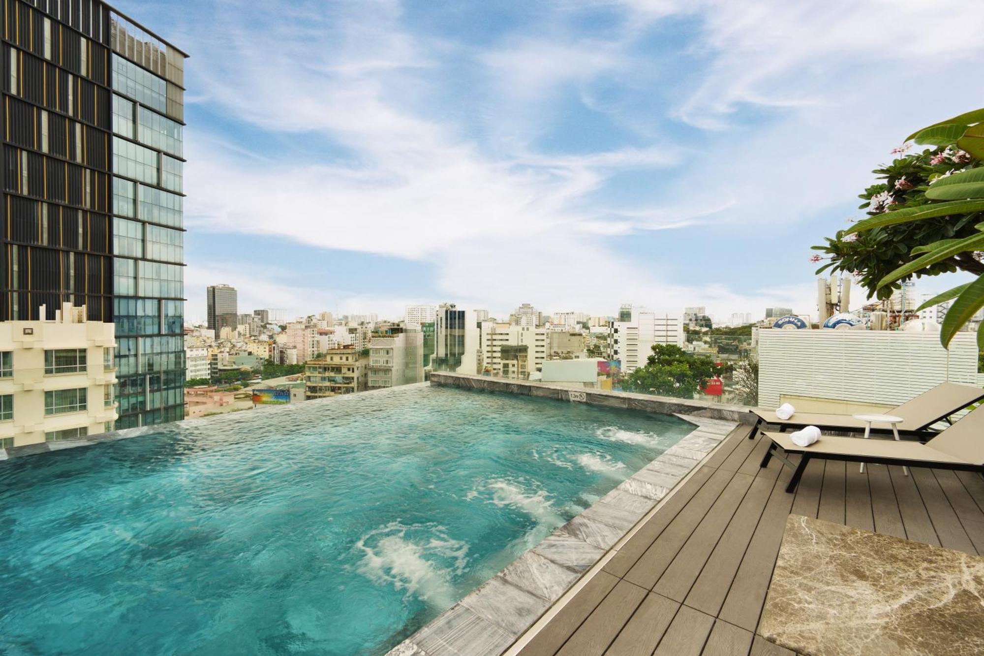 M City Hotel Saigon Хошимин Екстериор снимка